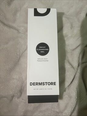Dermstore Daily Cleansing Gel - White & Black Packaging